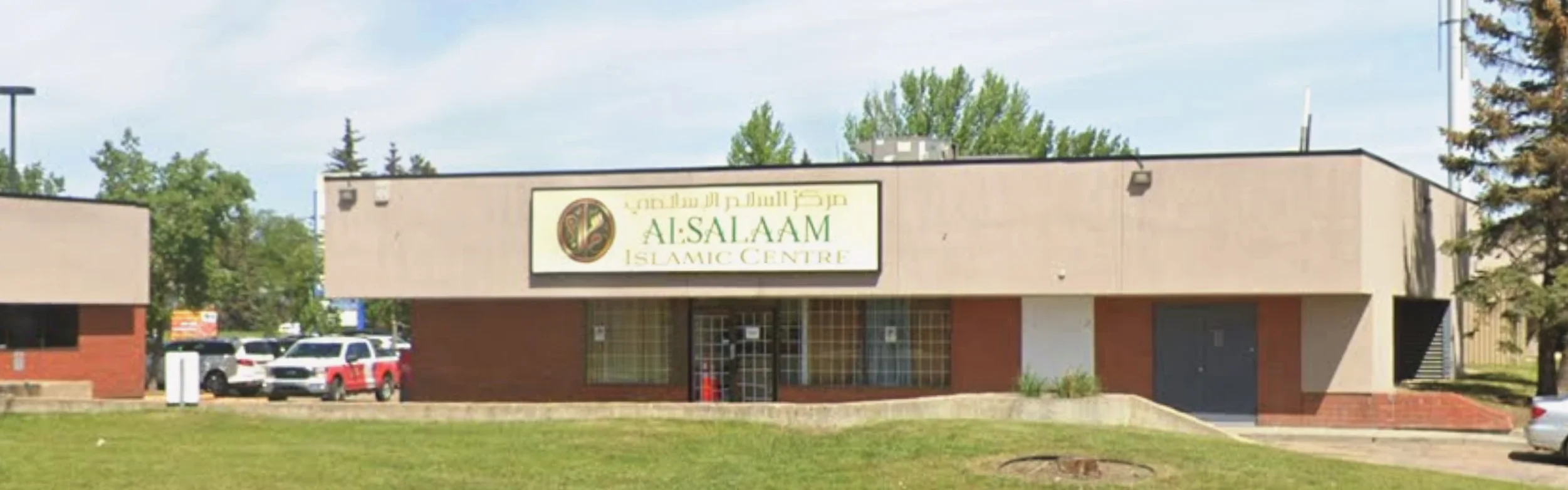 Exterior view of Masjid Al-Salaam Edmonton building